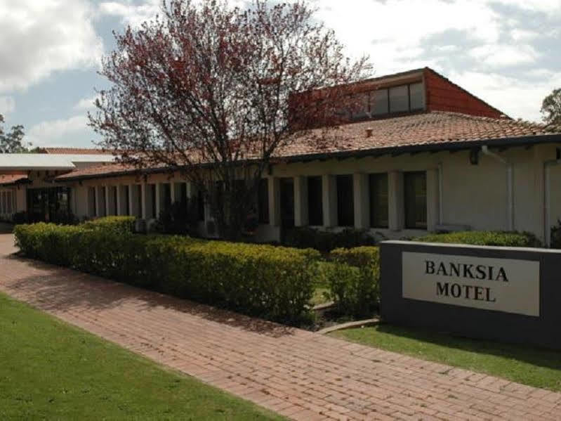 Collie Banksia Motel מראה חיצוני תמונה