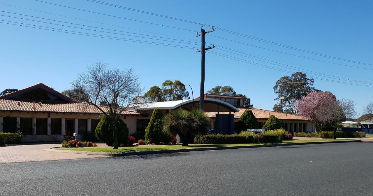 Collie Banksia Motel מראה חיצוני תמונה